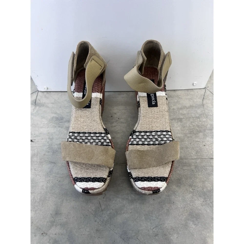 Pedro Garcia Spain Platform Wedge Sandals Beige Suede Ankle Strap Womens Size 38